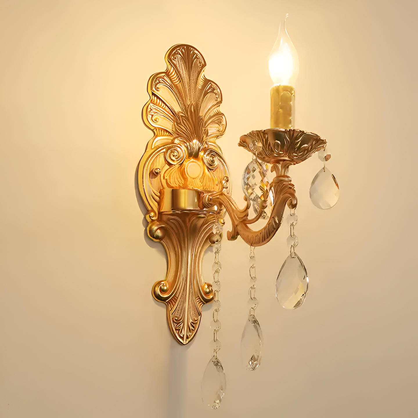 LUXURY TRADITIONAL WALL LAMP