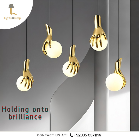 HAND GLOBE PENDANT LIGHT